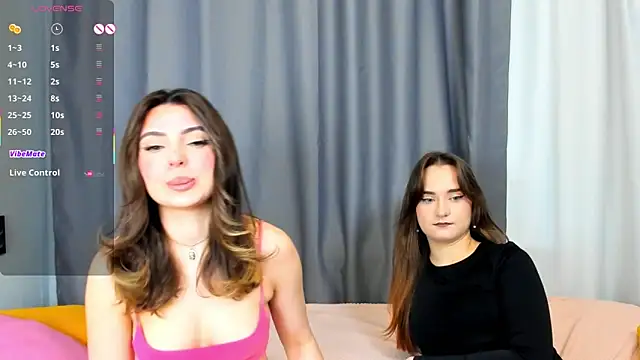 Snapshot of AnnaTeona chatting on 02-16-25, 06:54 AnnaTeona online show from 02-16-25, 06:54