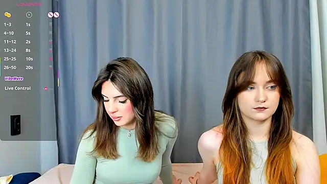 Snapshot of AnnaTeona chatting on 03-10-25, 06:49 AnnaTeona online show from 03-10-25, 06:49