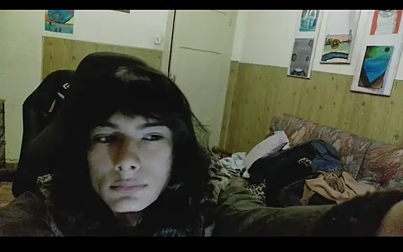 calliemaggotbone online show from 12-14-25, 01:16