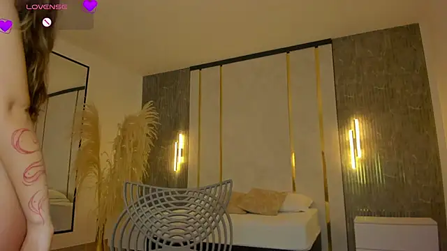 riley sierra online show from 09-16-25, 12:50