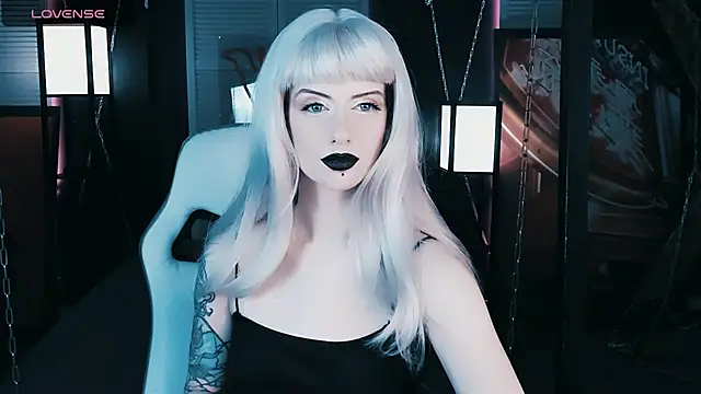 Noah ElmerX online show from 12-13-24, 02:27