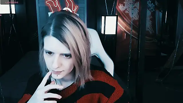 Noah ElmerX online show from 12-18-24, 03:11