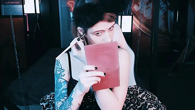 Noah ElmerX online show from 01-10-25, 11:18