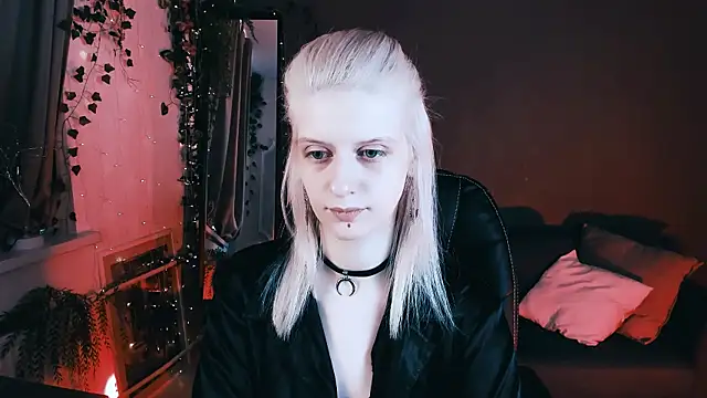 Noah ElmerX online show from 09-10-25, 02:39