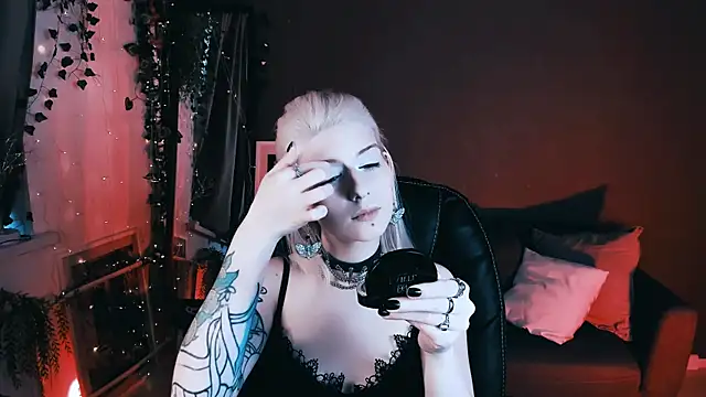 Noah ElmerX online show from 09-12-25, 04:07