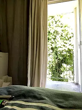 YesTheSexiest online show from 12-07-24, 08:22