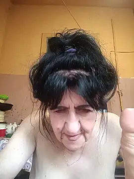 Snapshot of Lovely_Lori chatting on 07-17-26, 02:40 Lovely Lori online show from 07-17-26, 02:40