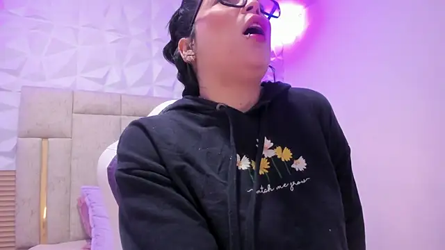 PauletteJ online show from 02-25-26, 12:04