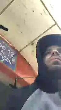 Snapshot of J0nyhson chatting on 01-30-25, 08:43 J0nyhson online show from 01-30-25, 08:43