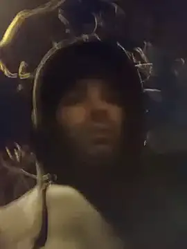 Snapshot of J0nyhson chatting on 02-05-25, 06:37 J0nyhson online show from 02-05-25, 06:37