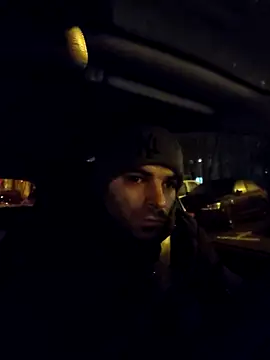 Snapshot of J0nyhson chatting on 02-25-26, 04:11 J0nyhson online show from 02-25-26, 04:11