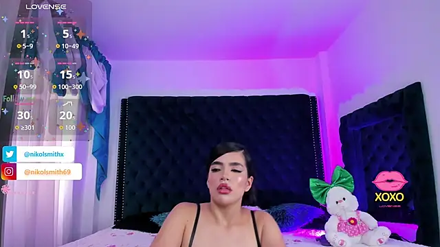 nikolsmithh online show from 10-28-25, 06:32