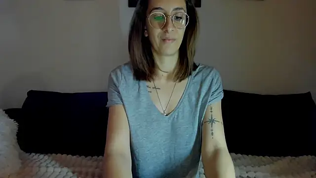 Snapshot of DesireMore90 chatting on 02-17-26, 10:05 DesireMore90 online show from 02-17-26, 10:05