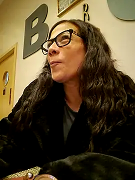 Snapshot of Allana_Squirt chatting on 03-13-25, 09:59 Allana Squirt online show from 03-13-25, 09:59