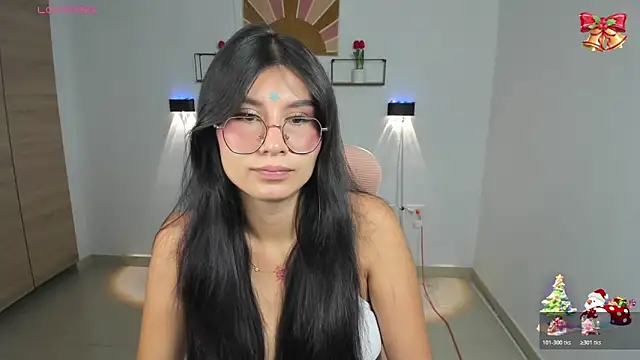 Snapshot of emily_villamil chatting on 12-21-25, 05:31 emily villamil online show from 12-21-25, 05:31