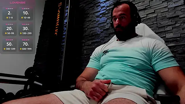Snapshot of David_Big_Daddy chatting on 05-04-26, 05:31 David Big Daddy online show from 05-04-26, 05:31