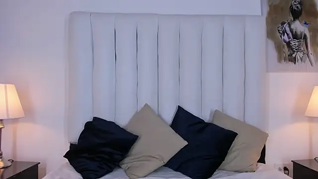 Violet queen20 online show from 11-18-25, 06:56