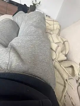 Snapshot of Dirrtyman chatting on 02-04-25, 09:49 Dirrtyman online show from 02-04-25, 09:49