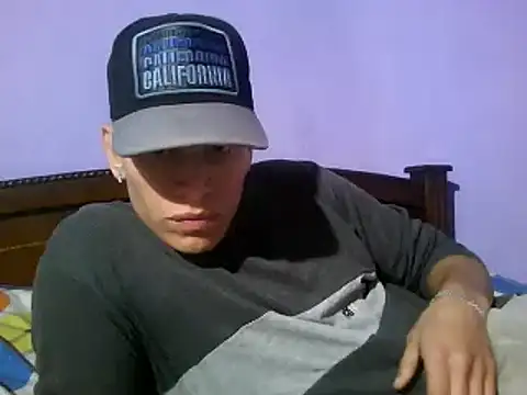 Snapshot of kaninrubio90 chatting on 01-04-25, 07:45 kaninrubio90 online show from 01-04-25, 07:45