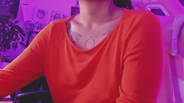 annie walker6 online show from 03-11-25, 03:26