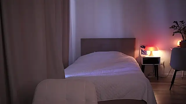 moonamii online show from 06-30-26, 02:07