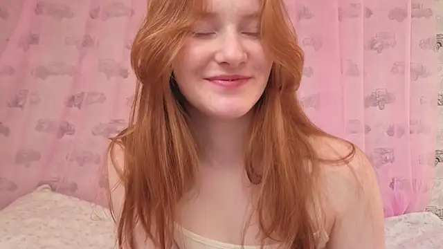 Snapshot of FiaMoor chatting on 06-22-26, 04:04 FiaMoor online show from 06-22-26, 04:04