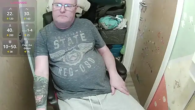 FriendlyDave online show from 03-11-25, 04:40