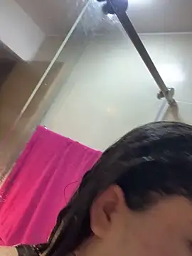Valenhillxh online show from 05-29-26, 04:16