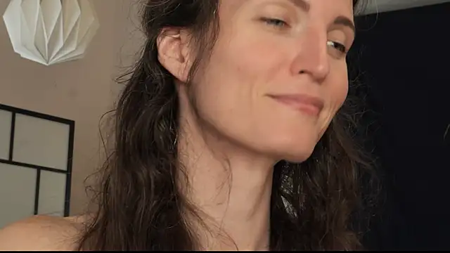 yulladao online show from 09-18-25, 03:25