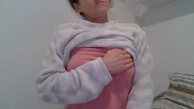 Snapshot of zorritasuperhot chatting on 12-14-25, 01:11 zorritasuperhot online show from 12-14-25, 01:11