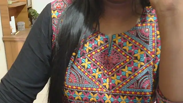 esita 1212 online show from 03-18-26, 04:15