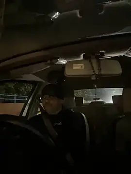 Dick 6inches online show from 10-29-25, 12:40