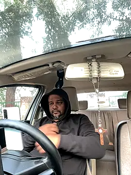 Dick 6inches online show from 12-14-25, 04:29