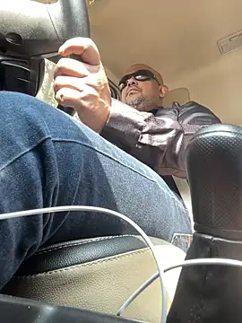 Dick 6inches online show from 02-21-26, 05:30