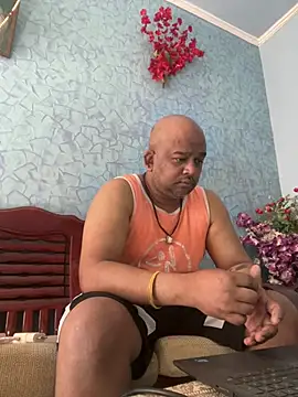 Dick 6inches online show from 03-10-26, 04:06