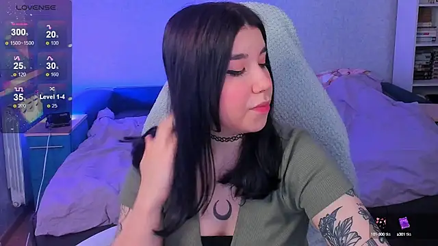 Snapshot of kellyharris chatting on 02-07-25, 04:14 kellyharris online show from 02-07-25, 04:14