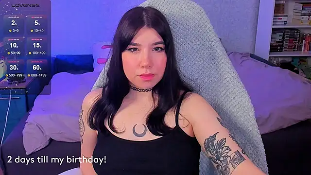 Snapshot of kellyharris chatting on 02-26-25, 04:35 kellyharris online show from 02-26-25, 04:35