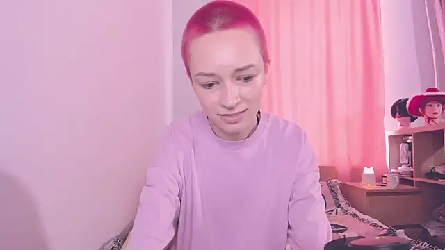 Snapshot of VivianLy_ chatting on 05-19-26, 01:39 VivianLy online show from 05-19-26, 01:39