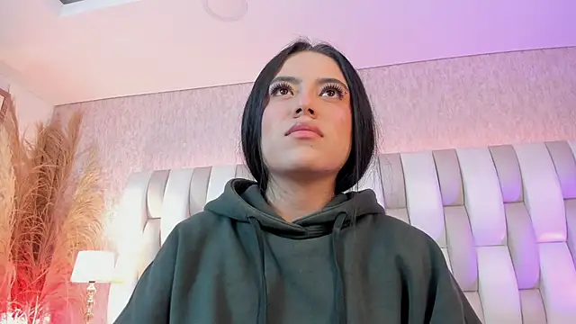 Rebeca jones online show from 02-17-26, 12:12