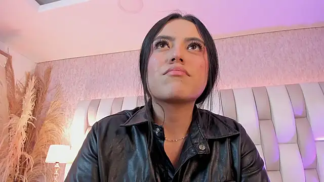 Rebeca jones online show from 02-18-26, 12:12