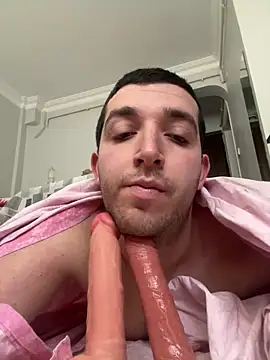 Snapshot of strange6696 chatting on 03-03-25, 10:28 strange6696 online show from 03-03-25, 10:28