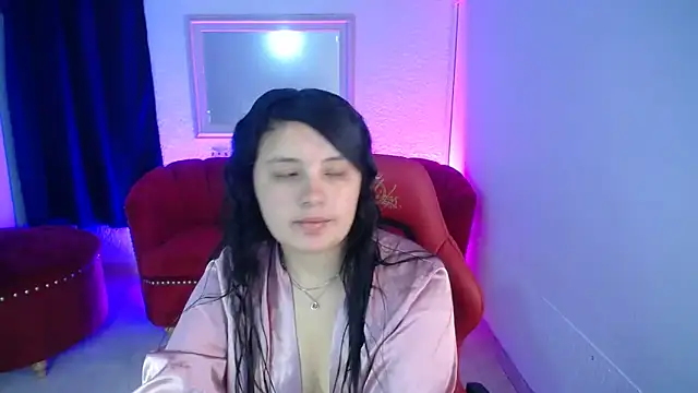 Snapshot of nathaly_low1 chatting on 06-22-26, 12:13 nathaly low1 online show from 06-22-26, 12:13