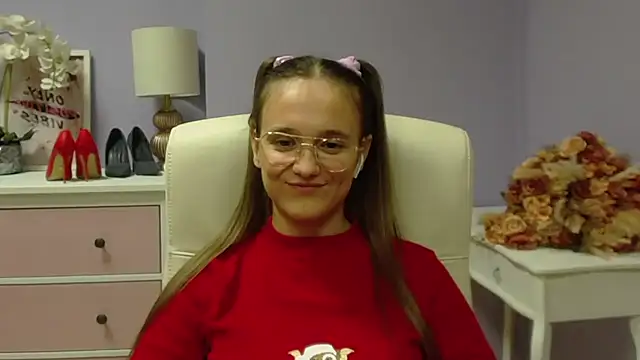 Snapshot of dirtyxEmily chatting on 12-03-24, 01:54 dirtyxEmily online show from 12-03-24, 01:54