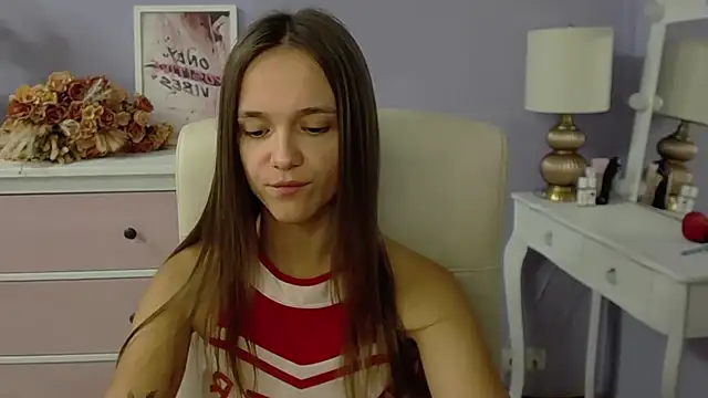 Snapshot of dirtyxEmily chatting on 09-22-25, 06:37 dirtyxEmily online show from 09-22-25, 06:37