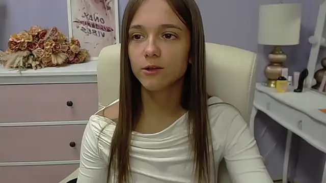 Snapshot of dirtyxEmily chatting on 11-07-25, 07:41 dirtyxEmily online show from 11-07-25, 07:41