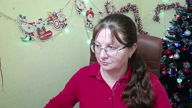 Snapshot of VanessaHotts chatting on 12-16-24, 12:06 VanessaHotts online show from 12-16-24, 12:06