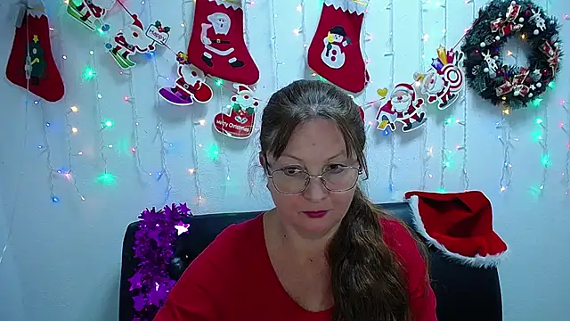 Snapshot of VanessaHotts chatting on 12-23-24, 05:11 VanessaHotts online show from 12-23-24, 05:11