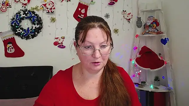 Snapshot of VanessaHotts chatting on 12-26-24, 10:59 VanessaHotts online show from 12-26-24, 10:59