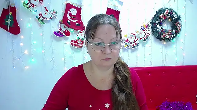 Snapshot of VanessaHotts chatting on 12-28-24, 06:17 VanessaHotts online show from 12-28-24, 06:17