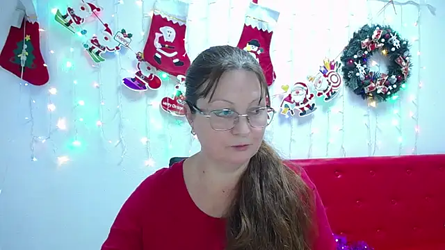 Snapshot of VanessaHotts chatting on 12-28-24, 12:24 VanessaHotts online show from 12-28-24, 12:24